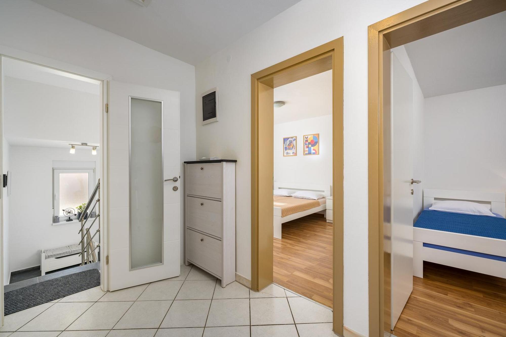 App D Comfort Umag Exterior photo
